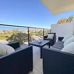 Happy Place Апартаменты Альтура