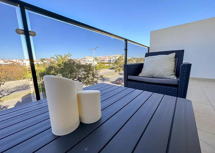 Happy Place アパート